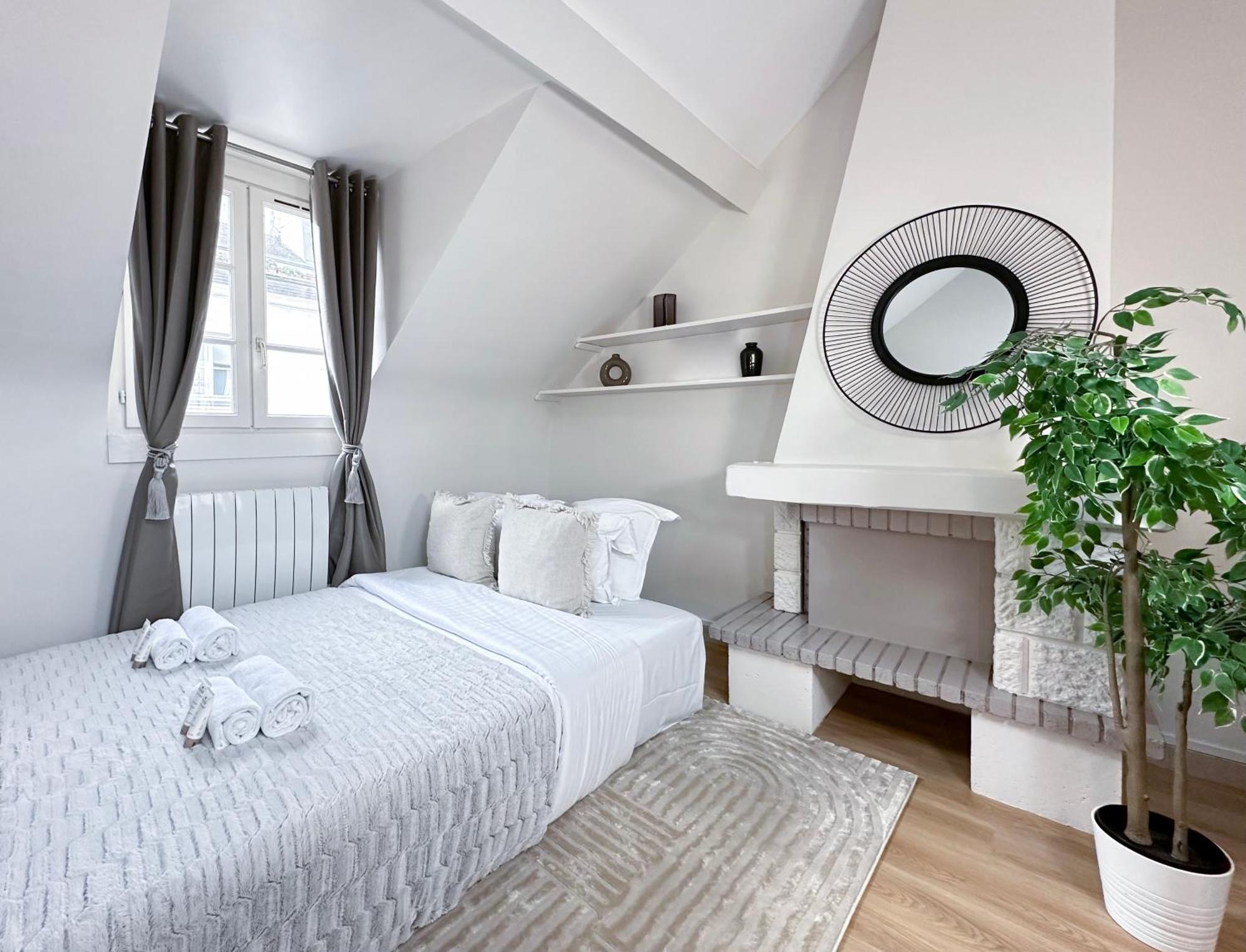 Unique & Beautiful Duplex In Saint-germain Appartement *